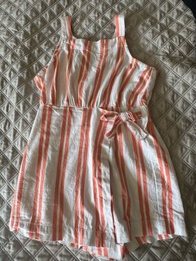 EUC barely worn Coral and White Sleeveless Romper
